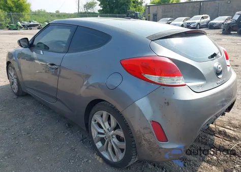 2012 Hyundai Veloster Base W/Black z USA, uszkodzony, nr VIN KMHTC6ADXCU067853